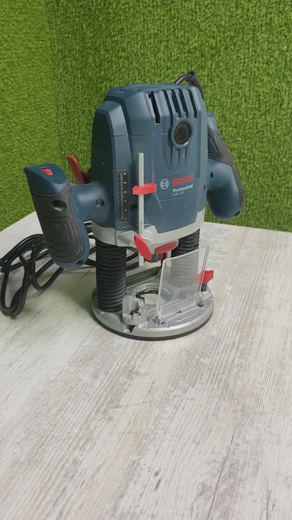 Router BOSCH Professional 1300W